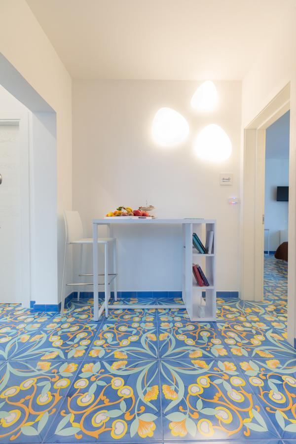 Le Bateau Bleu - Adults Only 12 Plus Porto Cesareo Εξωτερικό φωτογραφία